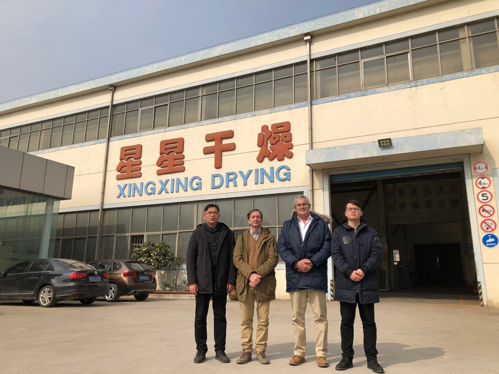 German client inspecting fluid bed dryer manufacturing quality