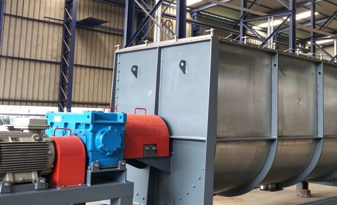 Industrial ribbon blender assembly and inspection at JEXDRY factory