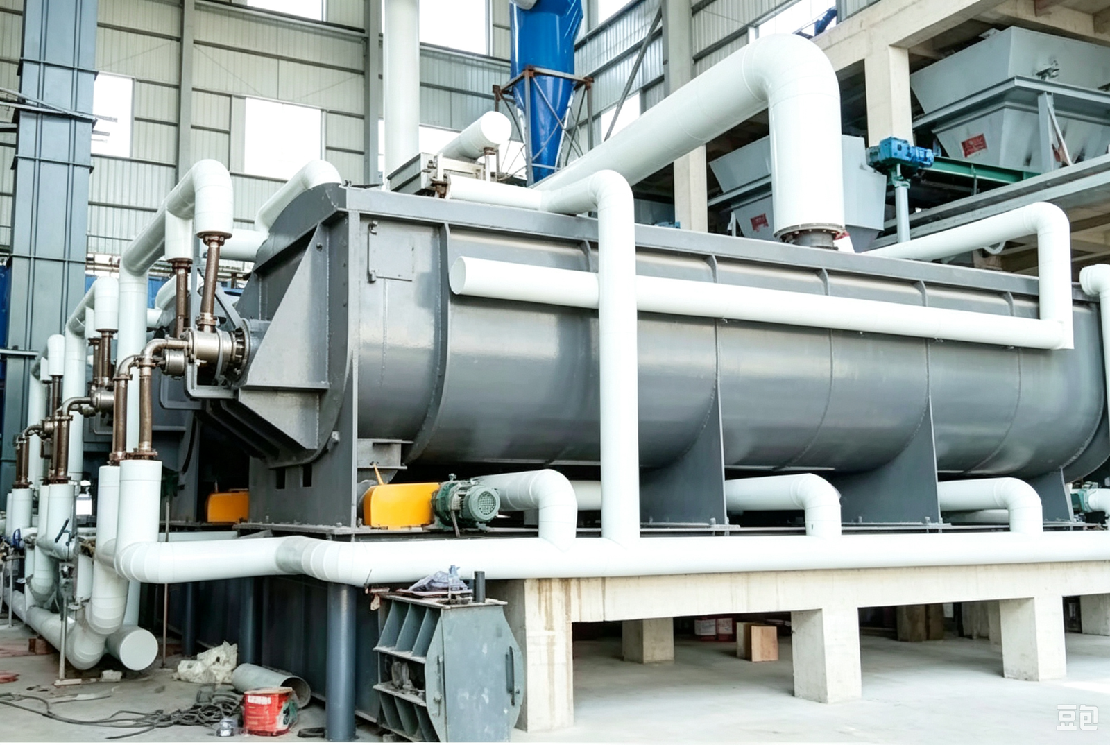 Integrated paddle sludge dryer system setup