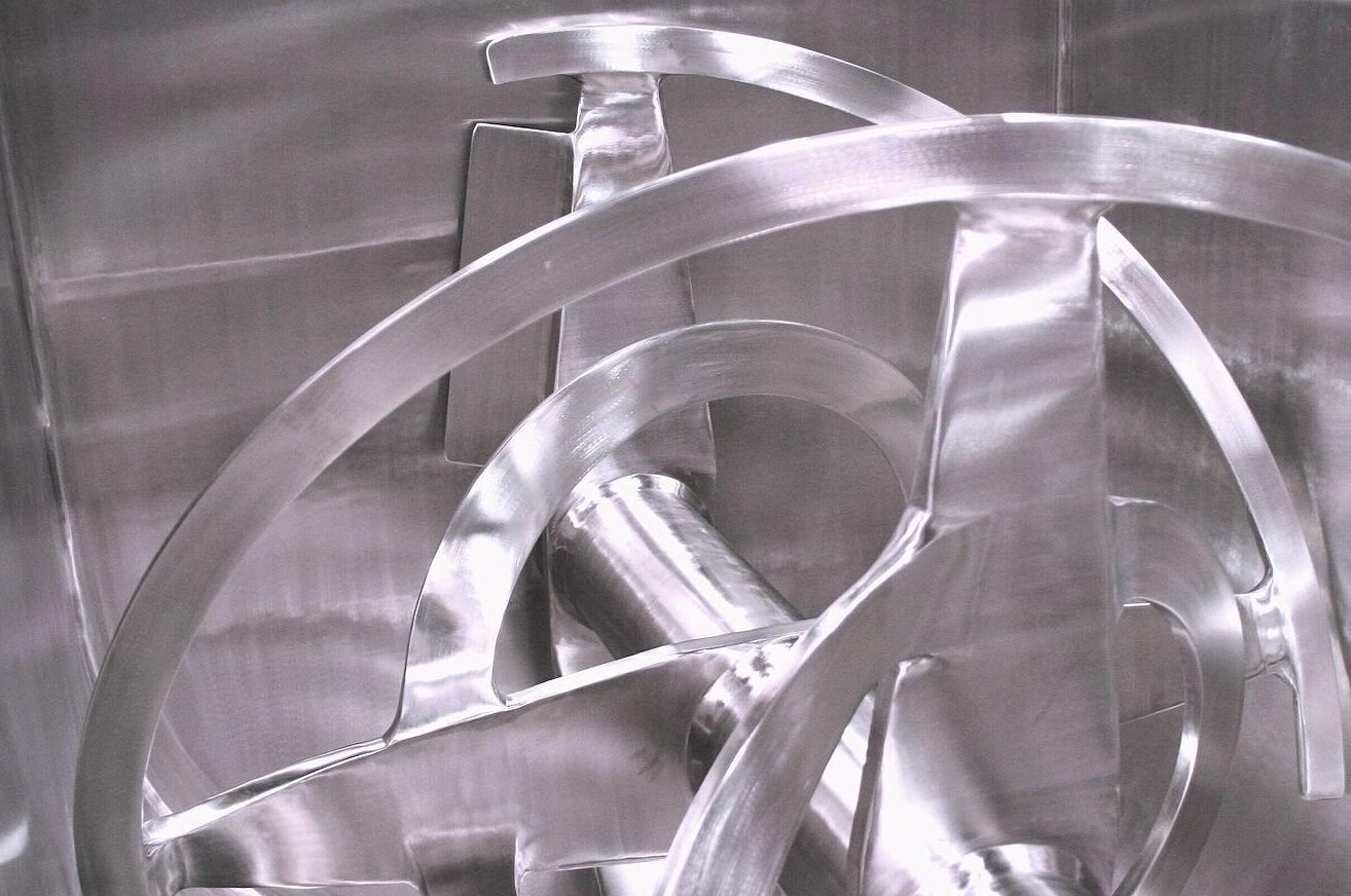 Ribbon agitator fabrication for industrial ribbon blender at JEXDRY factory